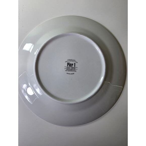 Set of 4 PIER 1 IMPORTS White with Gold Swirl Porcelain 10" Dinner Plates - Picture 5 of 6